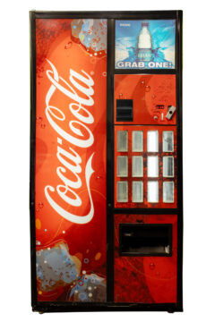 Royal Vendors 660 Coke Wavefront