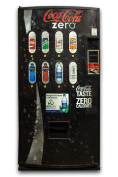 Royal Vendors 660 Coke Zero Chameleon