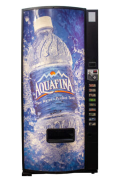 Dixie Narco 600E Aquafina