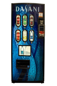 Royal Vendors 550 Dasani Chameleon