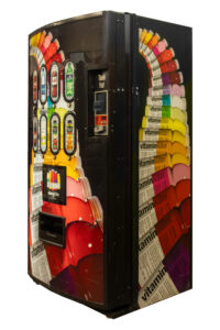 Royal Vendors 660 Vitaminwater Chameleon view 3